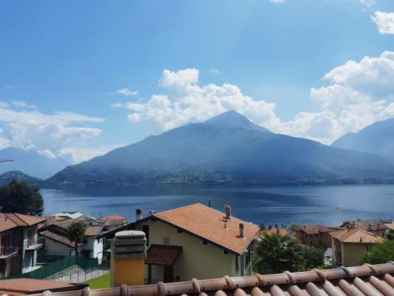 Casa Vacanza Zaira & Claudio Pianello Del Lario Eksteriør billede