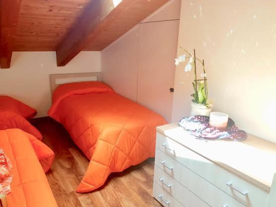 Casa Vacanza Zaira & Claudio Pianello Del Lario Eksteriør billede